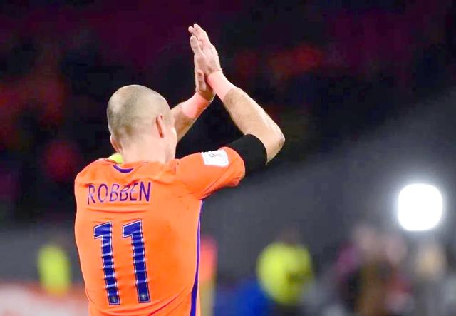 荷兰主场击败拉脱维亚,晋级前景广阔 荷兰主场击败拉脱维亚,晋级前景广阔