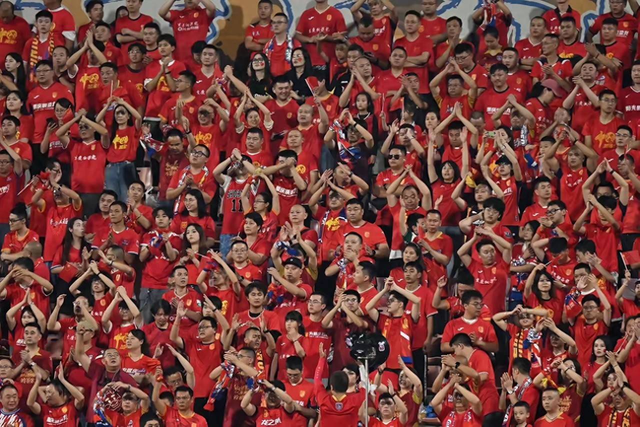 中超冠军连胜前进,备战下一场比赛 中超冠军连胜前进,备战下一场比赛