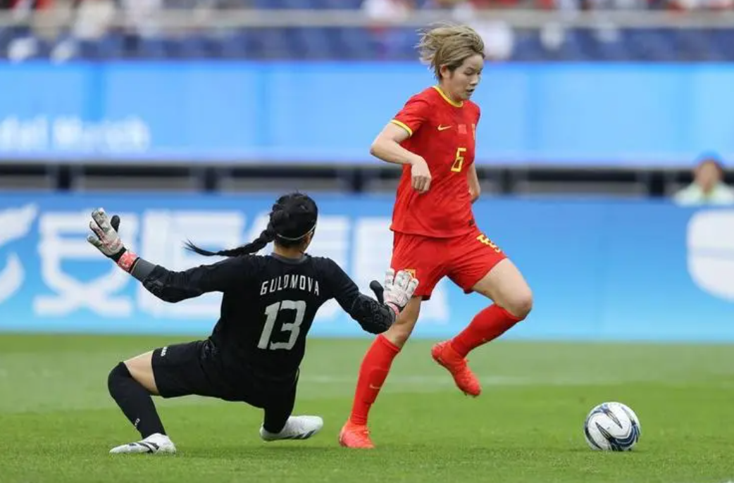 萨摩亚女足队备战世界杯,全力冲刺胜利 萨摩亚女足队备战世界杯,全力冲刺胜利