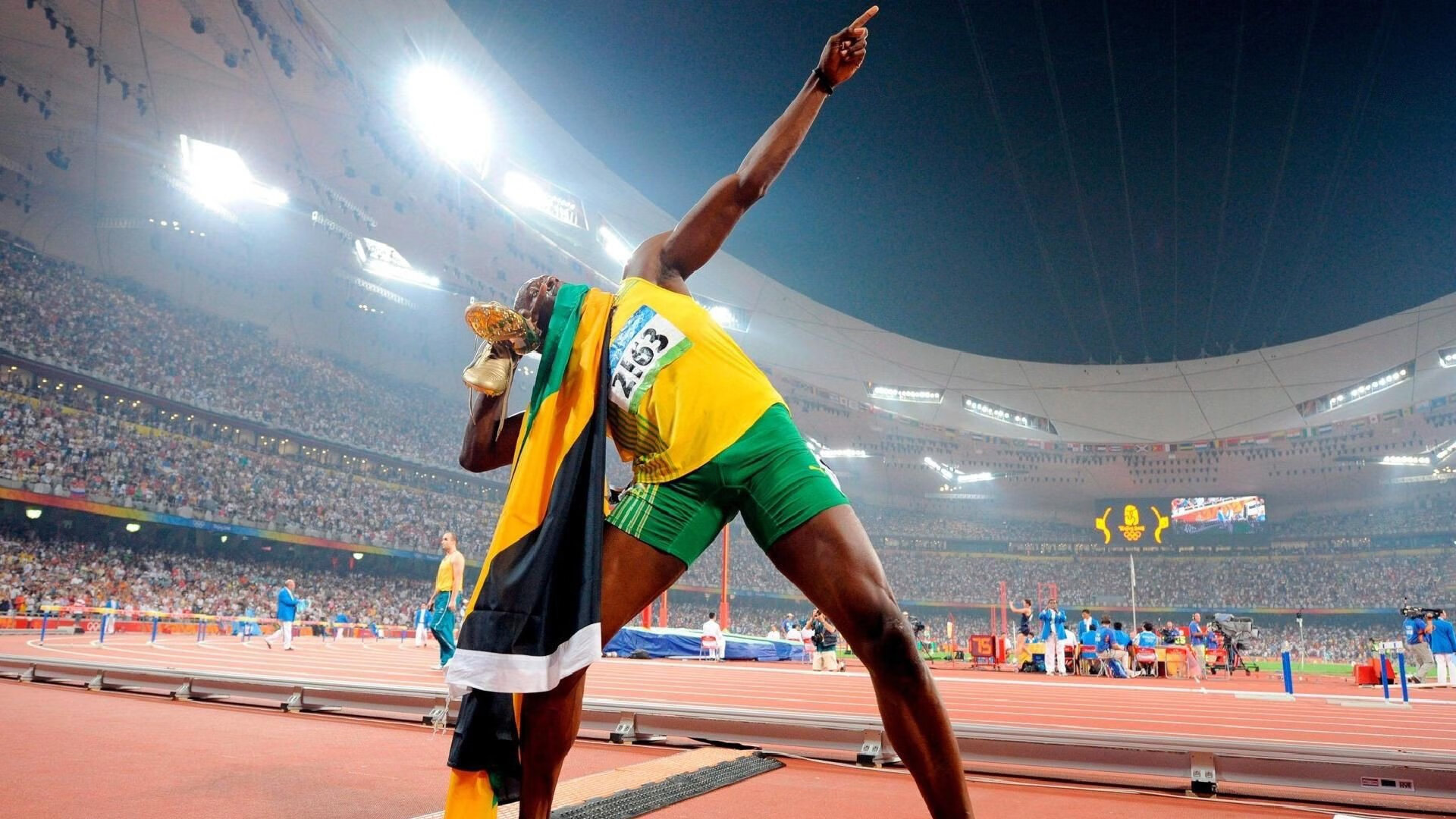 当梅西与C罗的传奇在美洲大陆交汇,阿根廷的胜利与永不落幕的巨星价值