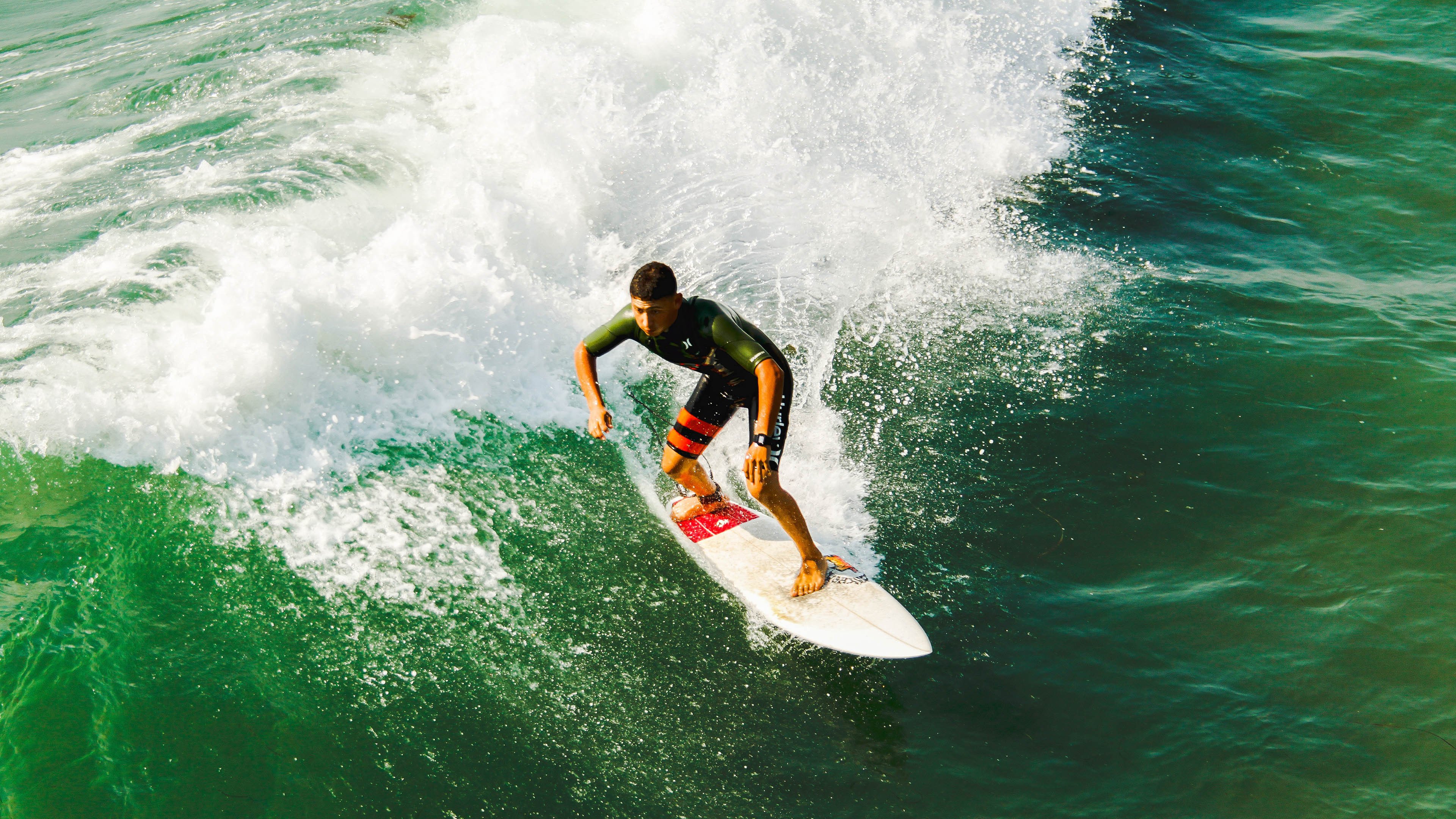 从非洲之光到欧洲之巅，摩洛哥的强势晋级与阿拉巴的欧冠时刻