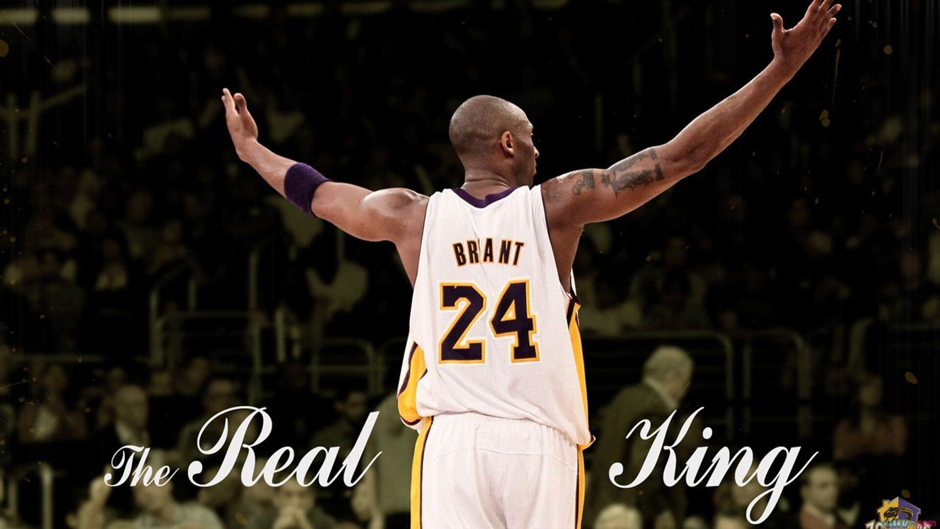 赛道上的字母哥,当篮球巨星在F1街道赛接管比赛