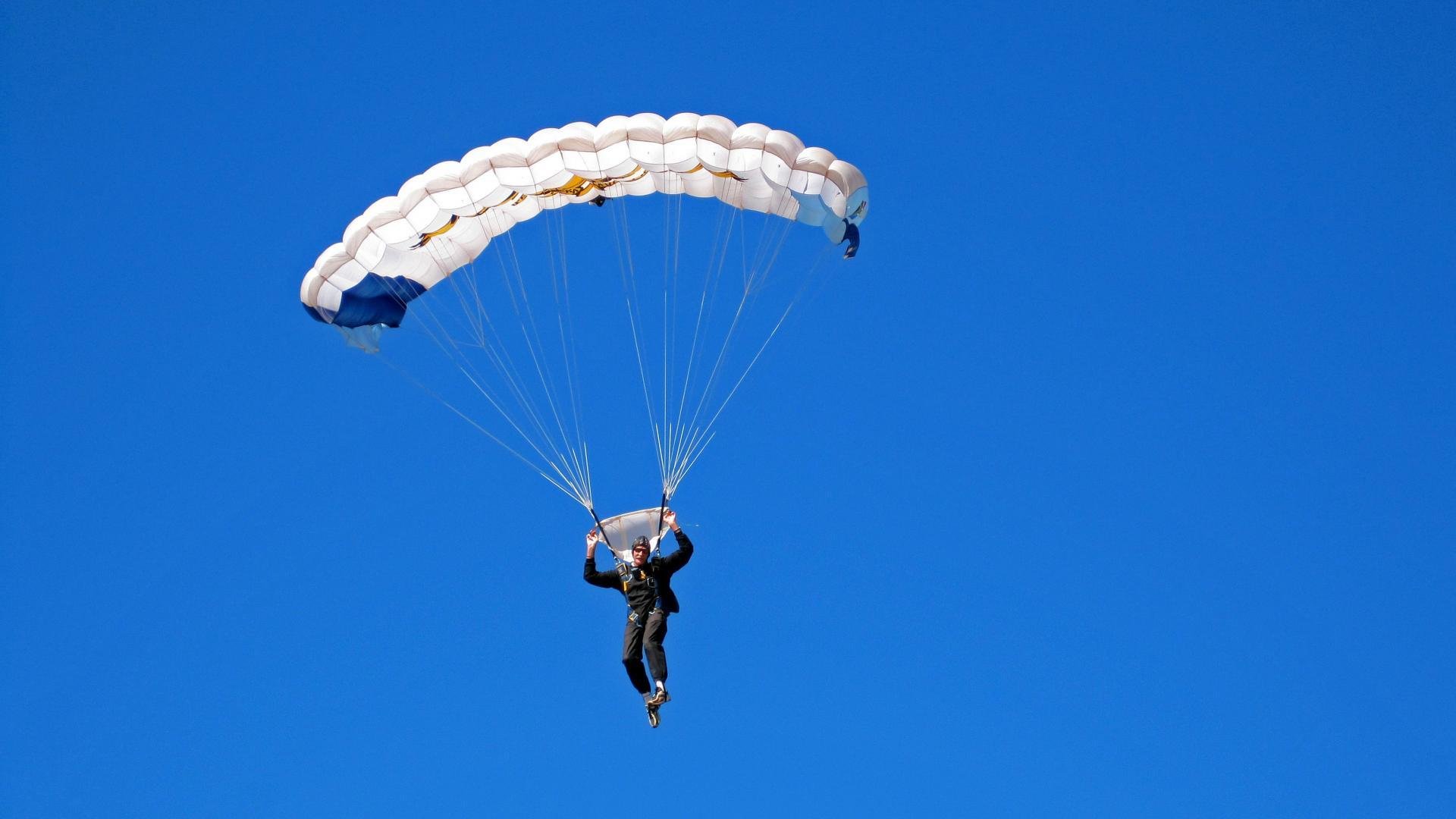 舞台越大越强，拉梅洛·鲍尔的闪耀与浙江队的爆冷启示